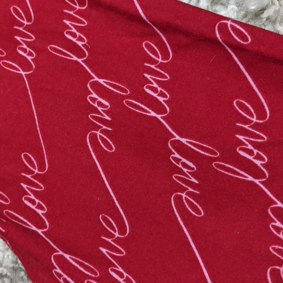 LuLaRoe leggings, valentine's day - Picture 2 of 2